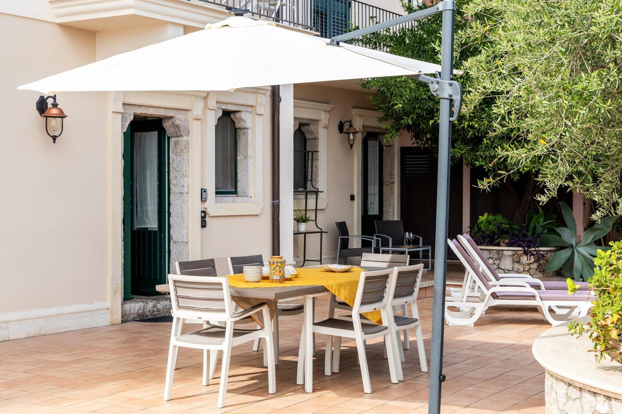 Villa Maremonti タオルミーナ エクステリア 写真
