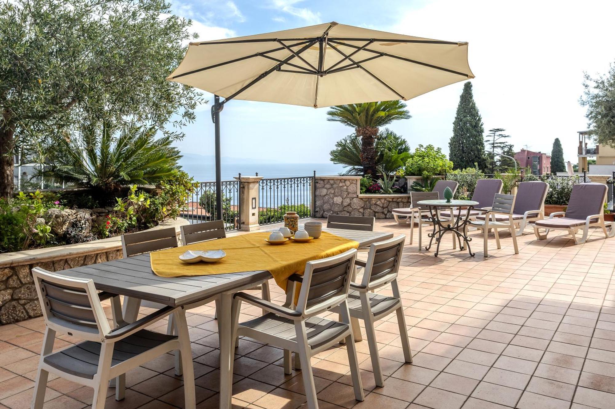 Villa Maremonti タオルミーナ エクステリア 写真