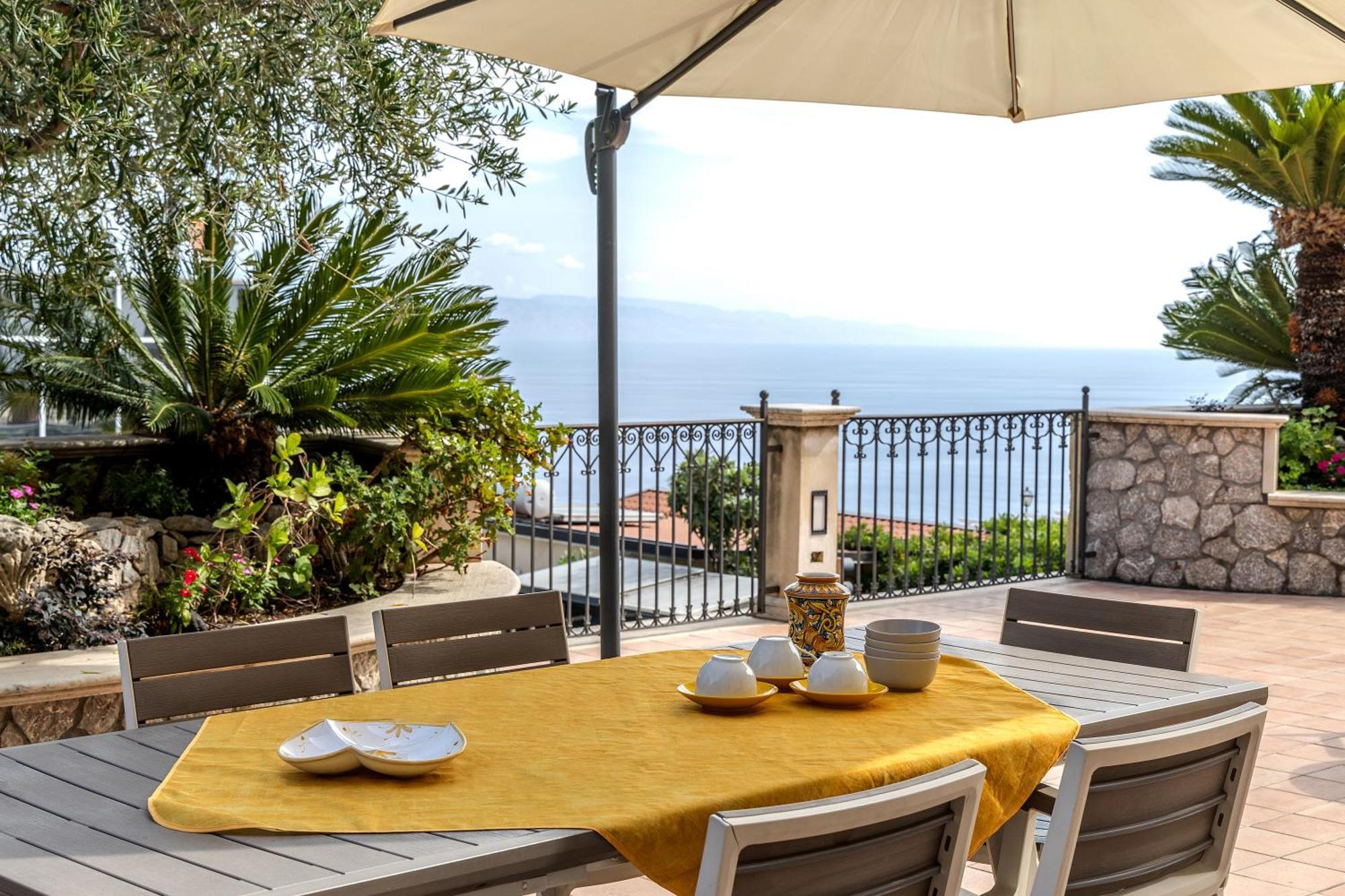 Villa Maremonti タオルミーナ エクステリア 写真